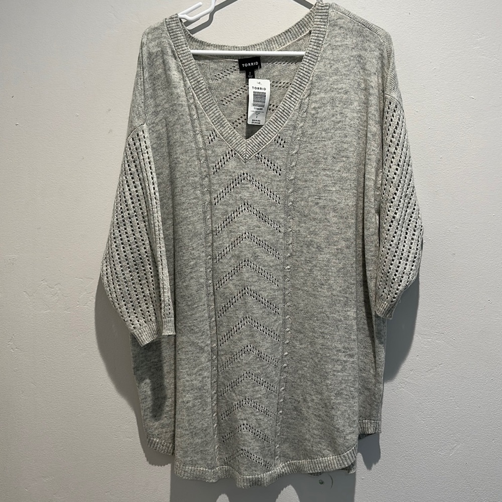Torrid sweater size 2 NWT